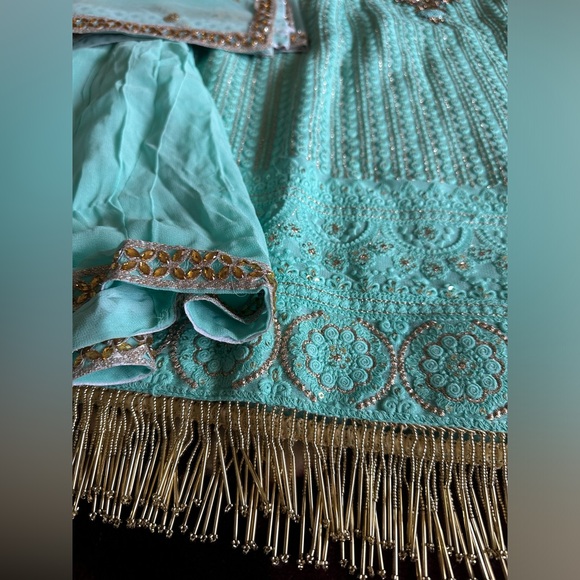 Sharara suit - Picture 4 of 4